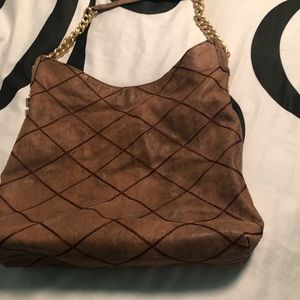 Perfect leather shoulder bag